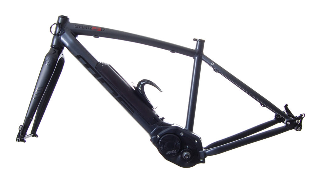 Mde 2020 Born in the Alps Sharp3r balck eTouring eGravel eRoad left side