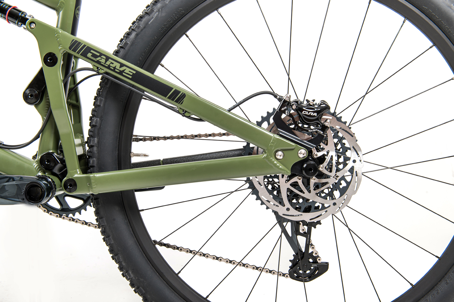 Mde 2021 Born in the Alps Carve 29 Race Bike Army Green Swingarm rear side detail