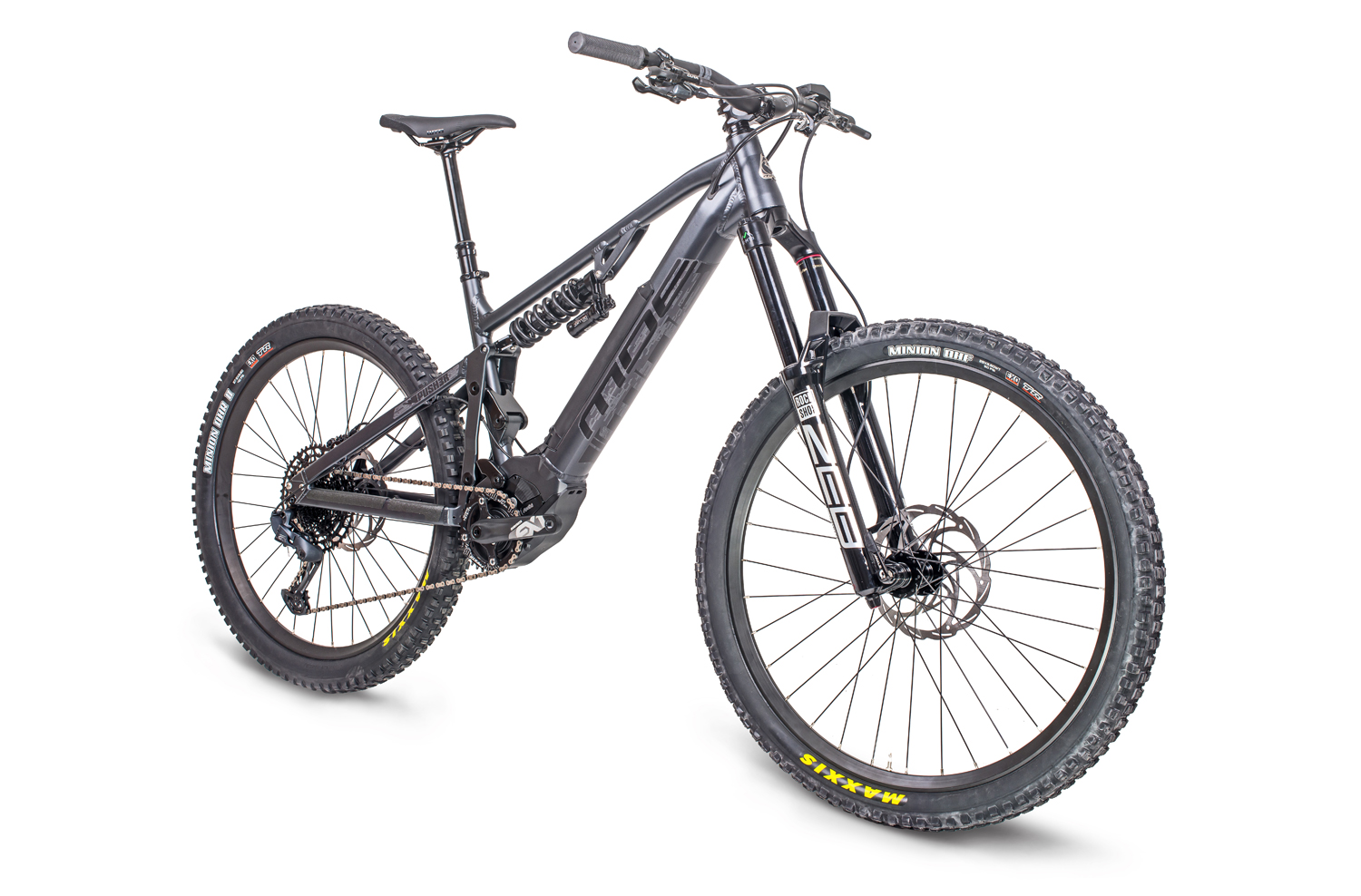 mde-2021-born-in-the-alps-push3r-race-bike-metal-black-34-front-side